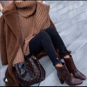 Zara Oversized Chunky Sweater
